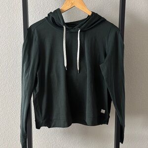 Vuori essential halo hoodie
